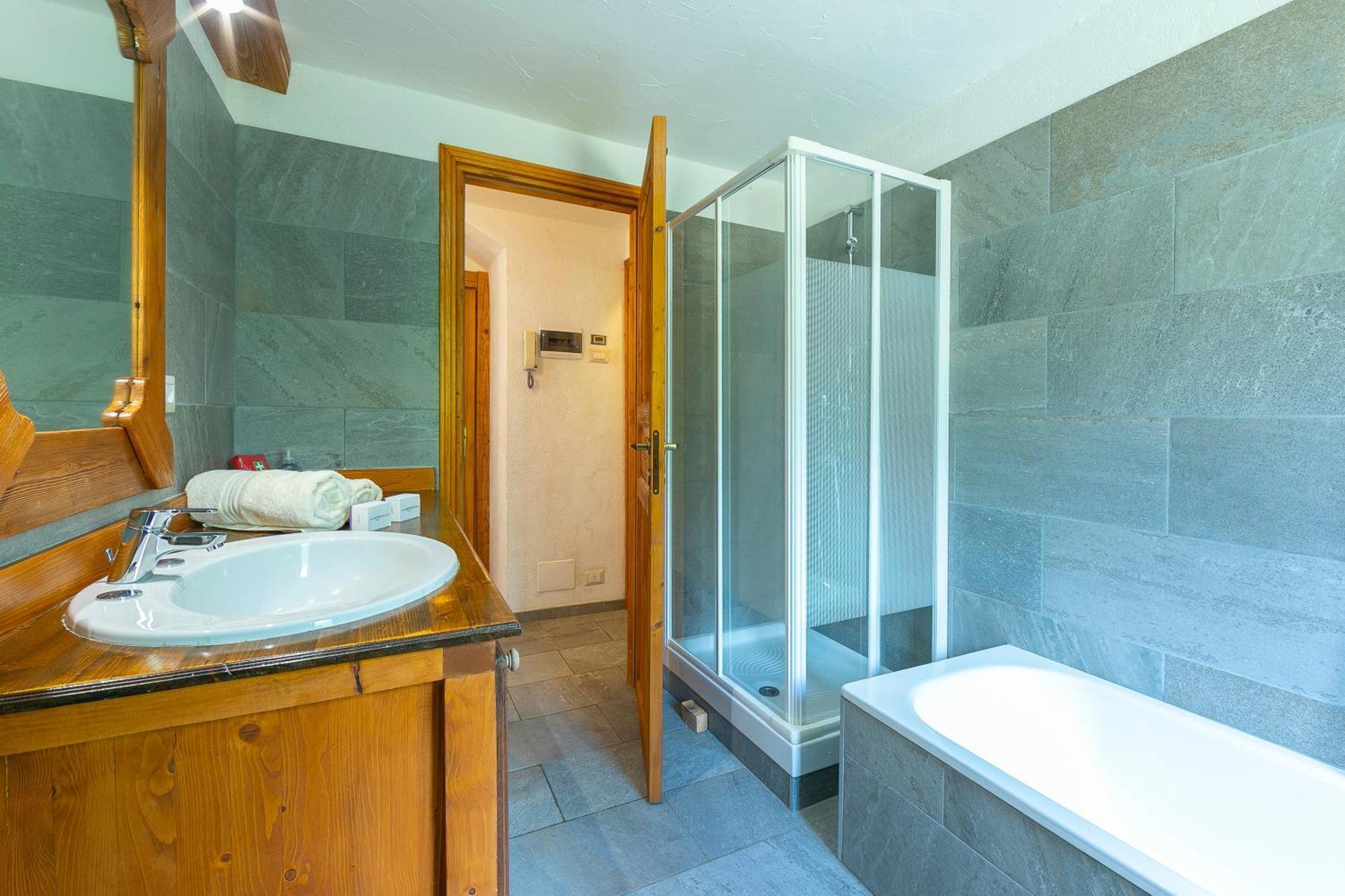 Miramonti 21 Ski In - Ski Out - Happy Rentals Oulx 外观 照片